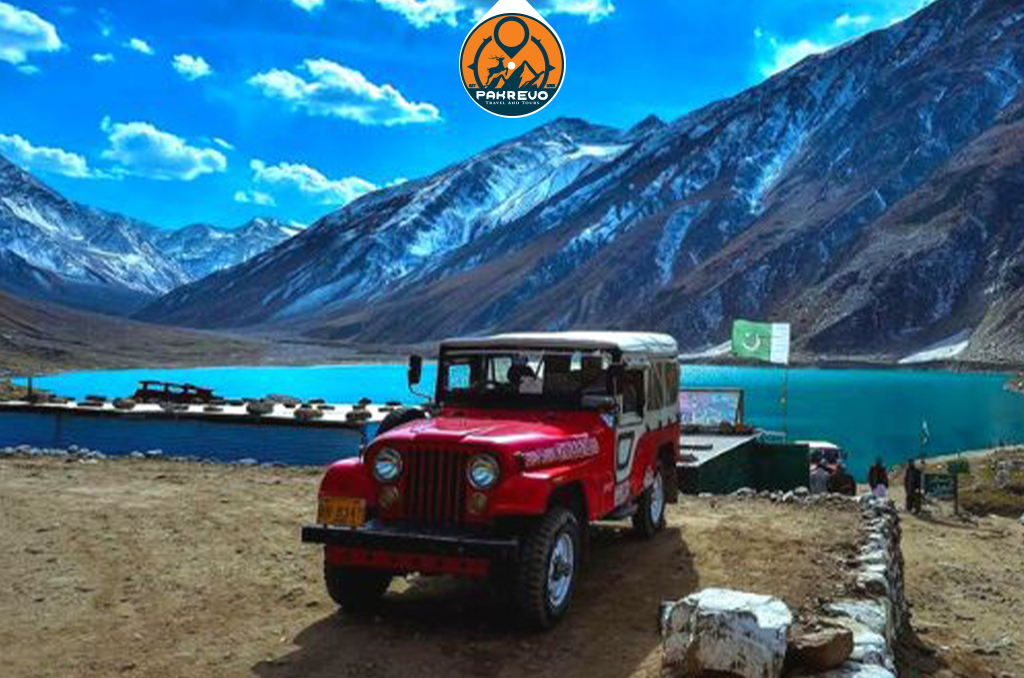 4x4 jeep ride from Naran to scenic Saif-ul-Muluk in Plan My Trip package