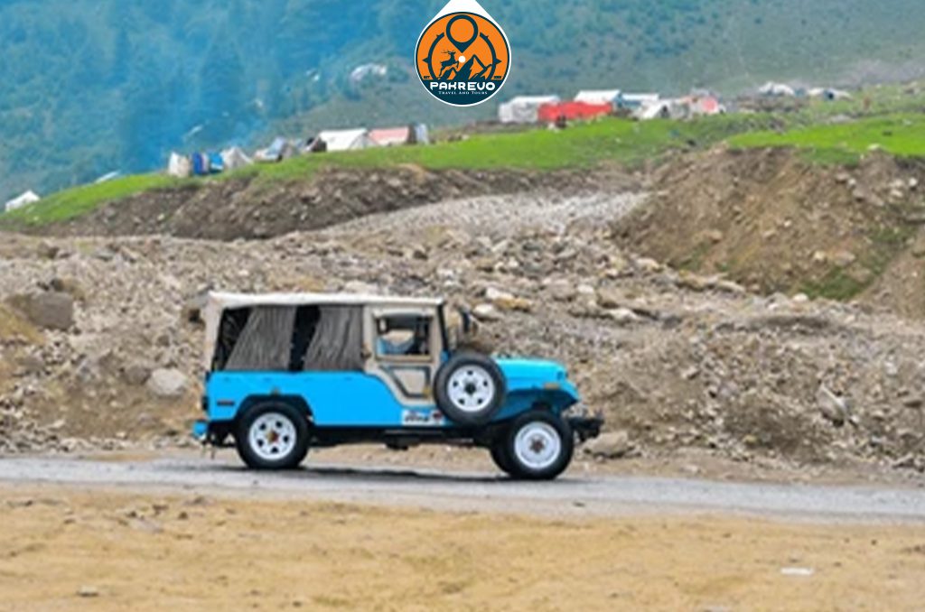 Students enjoying an off‑road jeep safari in Kaghan Valley